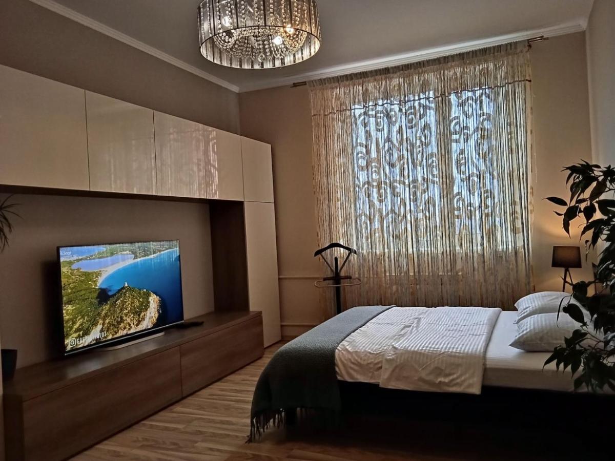 Vip Квартира Подобово Центр, 2 Кімнати, Смарт Тв, Документи Apartment รีฟเน ภายนอก รูปภาพ